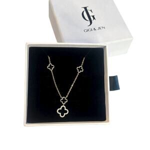 Clover Charm Pendant Necklace Women Elegant Sterling Silver Jewelry